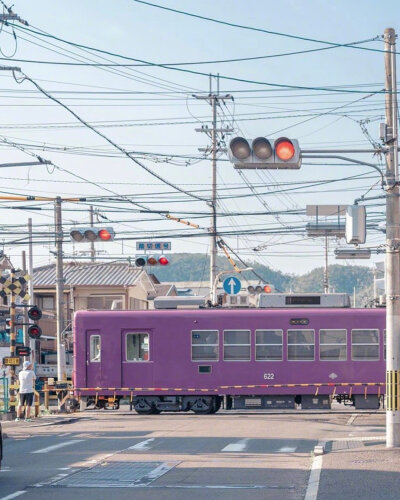 京都街道上的有轨电车