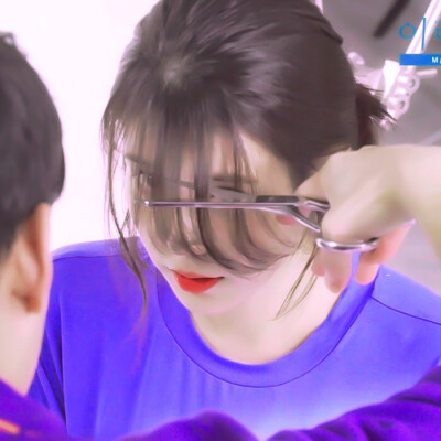 /李知恩/IU/头像
原截哥斯拉小岛