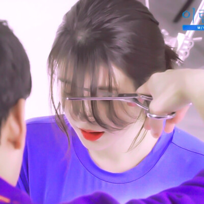 /李知恩/IU/头像
原截哥斯拉小岛