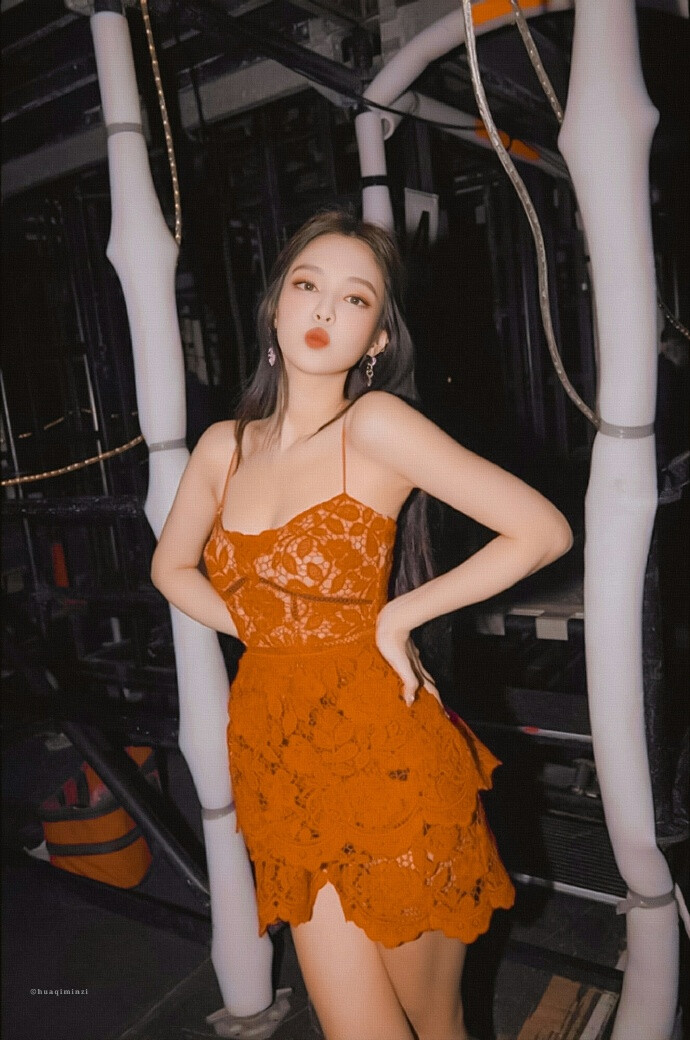 blackpink Jennie 壁纸 cr.