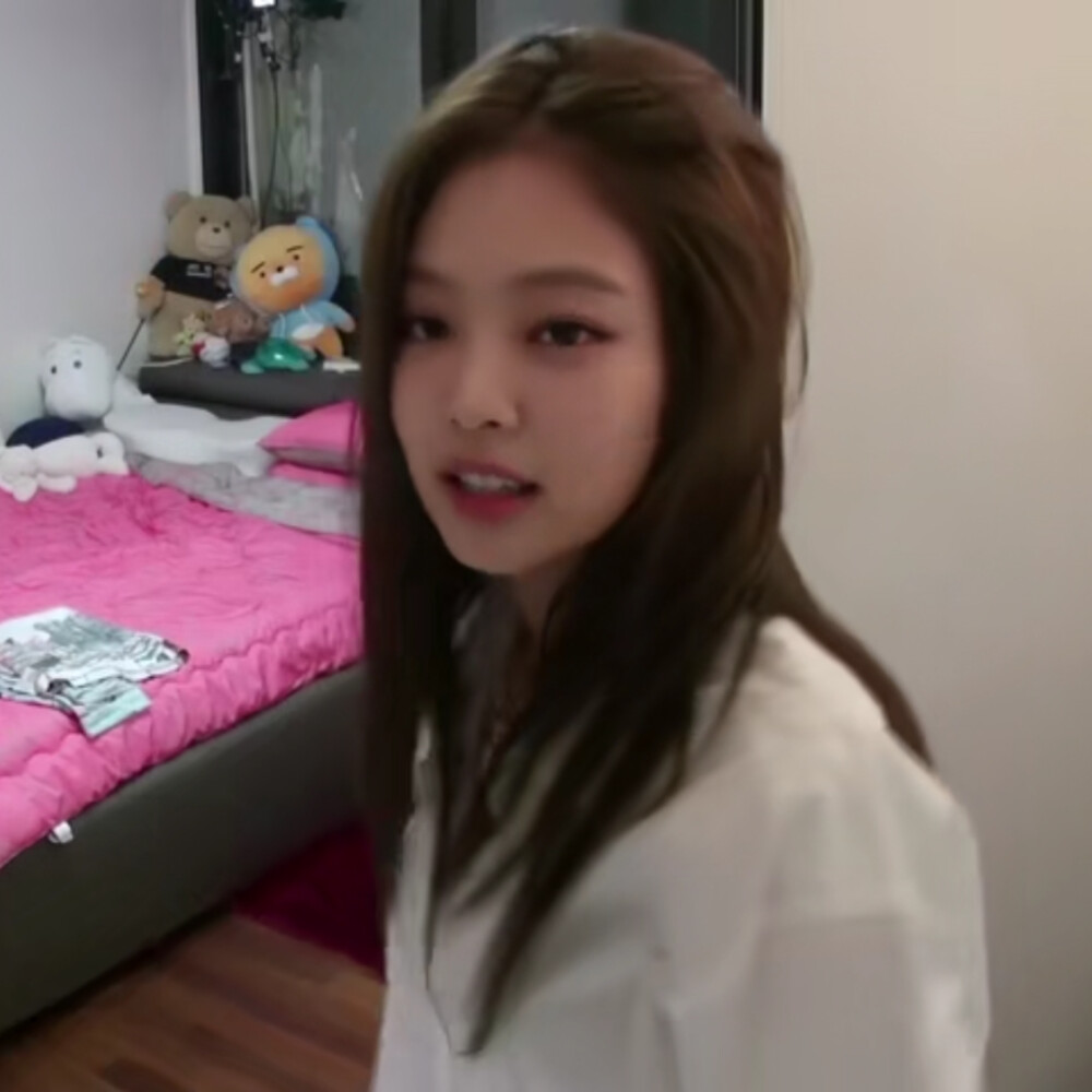 JENNIE/罗婕