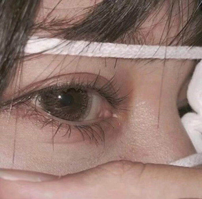 【眼睛特写头像】
/·愿喜❤️