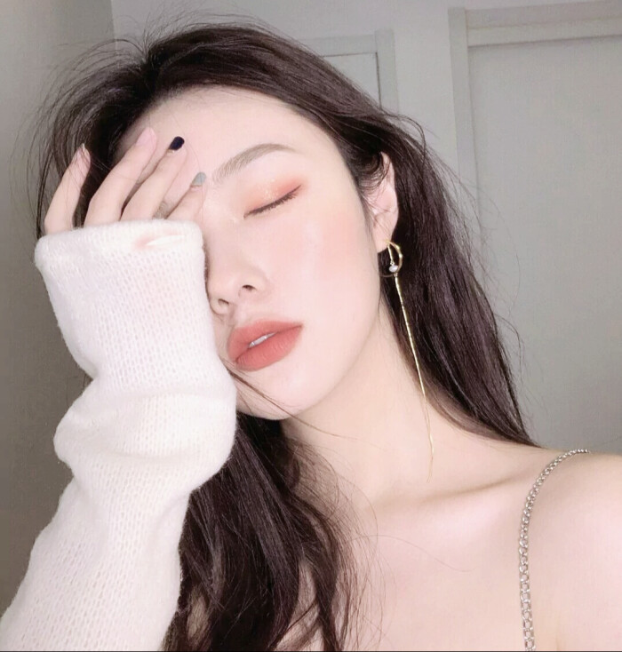 头像女清新唯美朋友圈