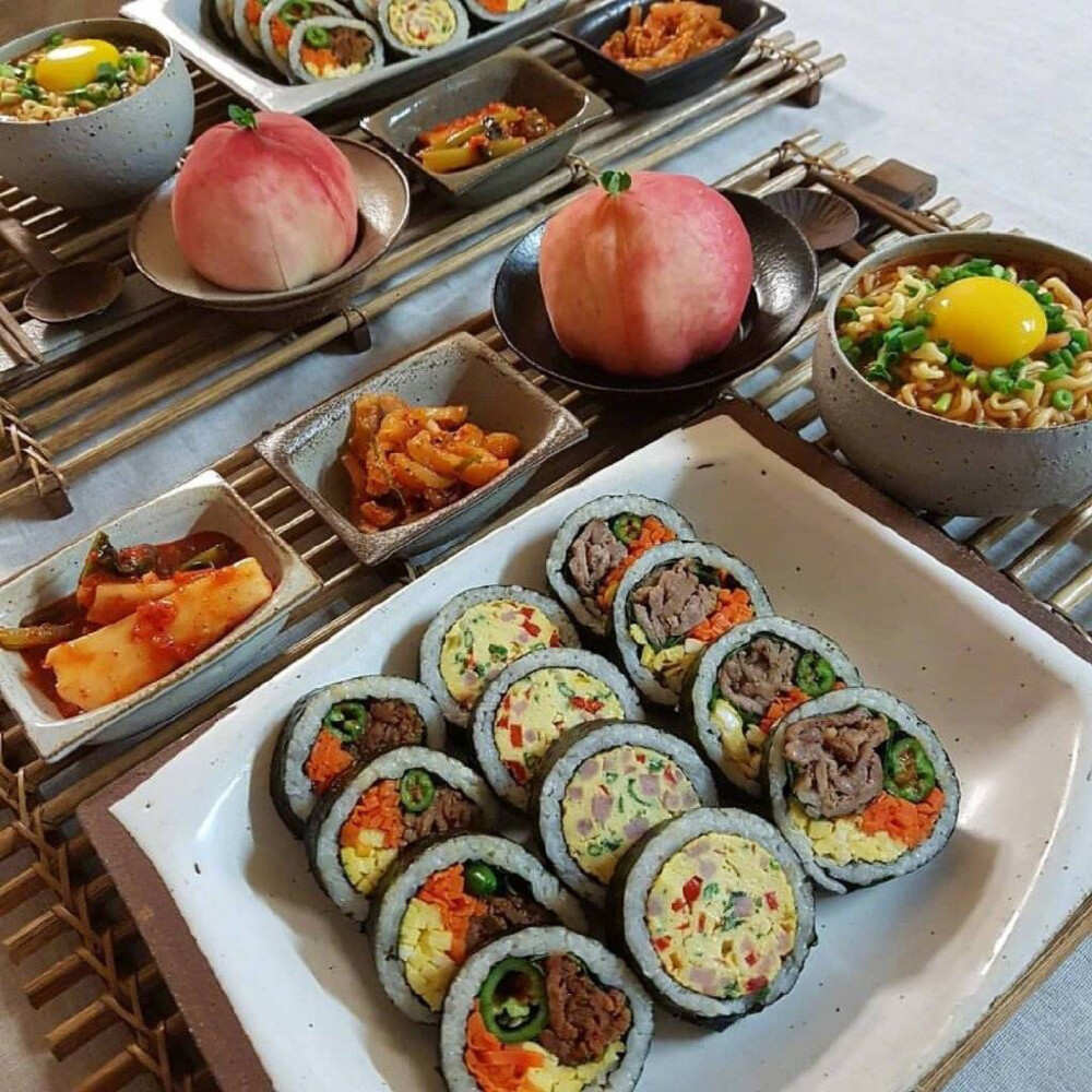 食图（紫菜包饭）