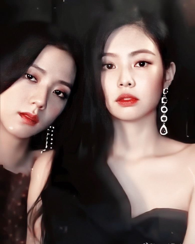 blackpink 金智秀jisoo 金智妮jennie 闺蜜头像 女生头像