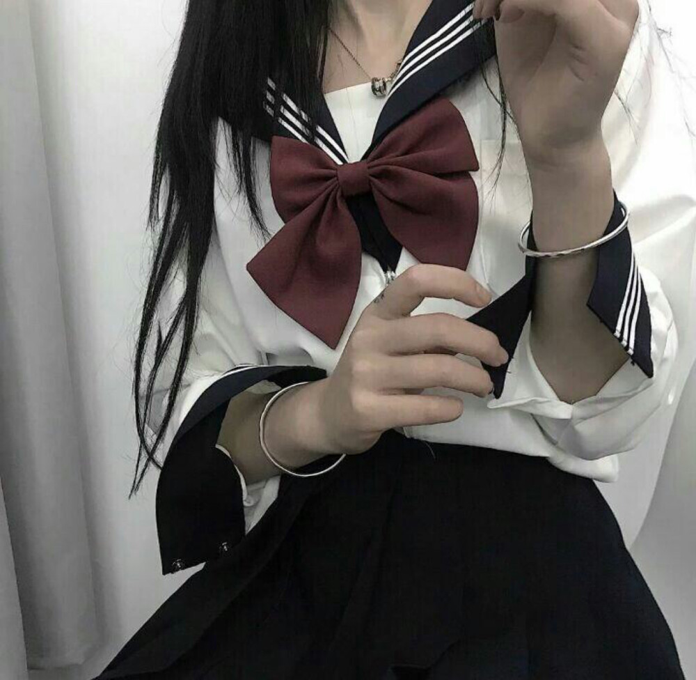 制服