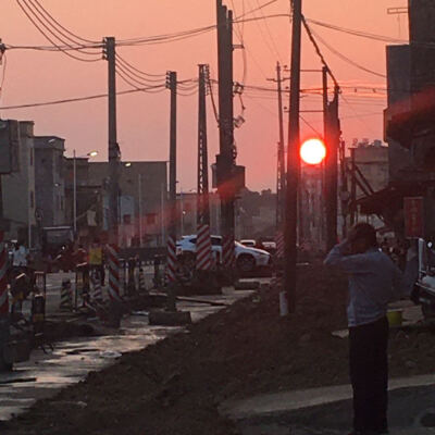 昨日
跳段街舞 ጿ ኈ ቼ ዽ ጿ ኈ