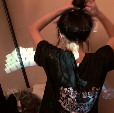 女生头像
喜欢关注 dt小何在吗
源林奕然