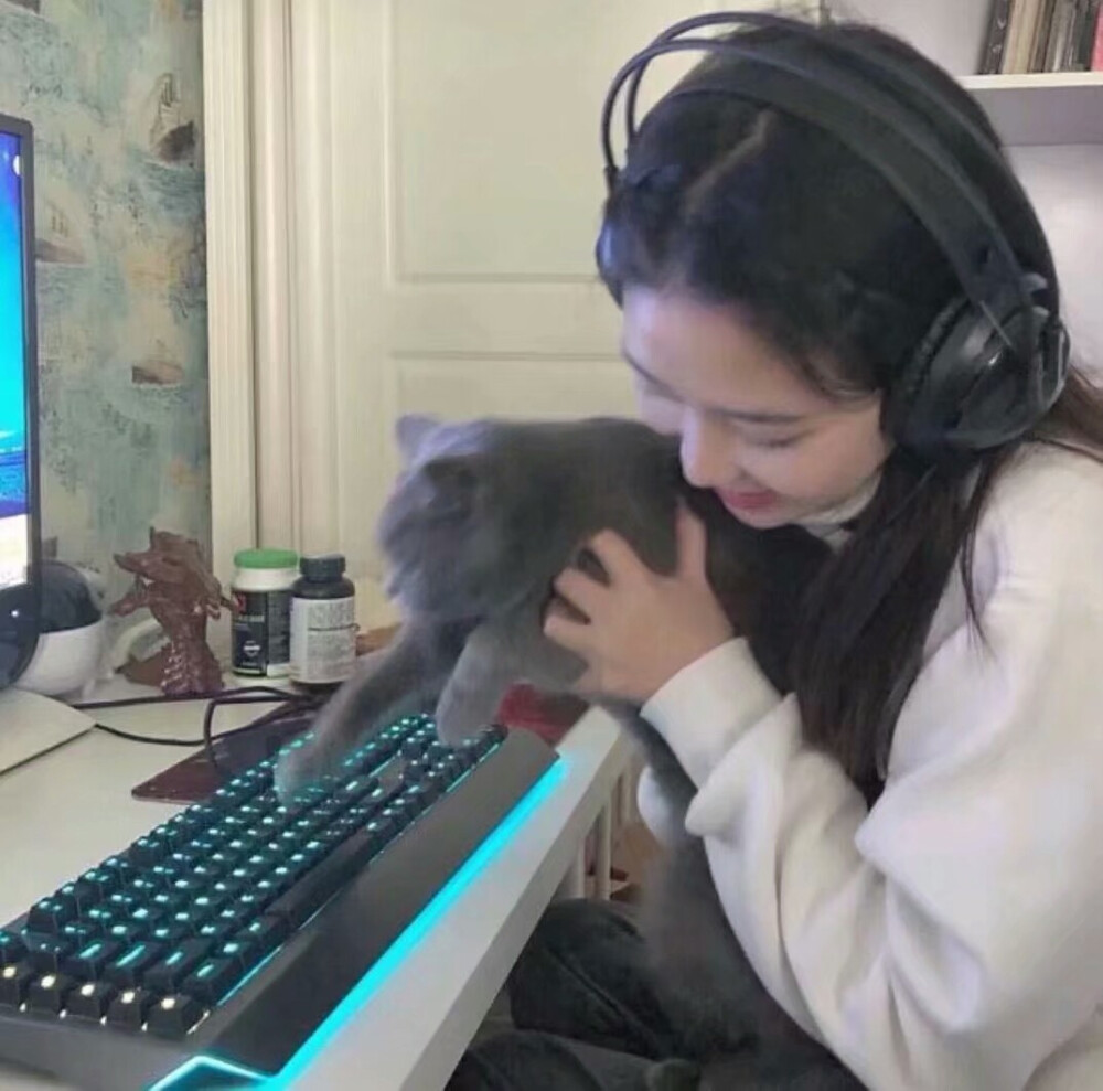 女生头像
喜欢关注 dt小何在吗
源林奕然