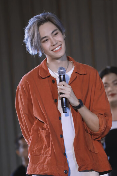 ＃boun 哥哥的颜我好喜欢，太好看了(｡･ω･｡)ﾉ♡