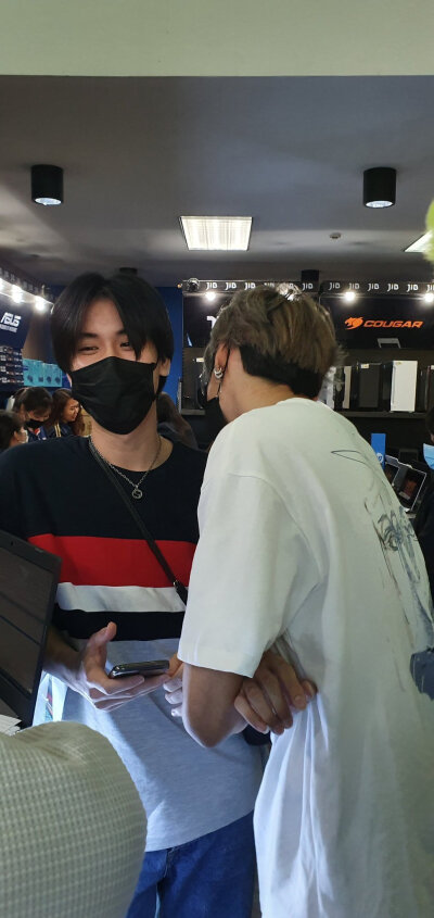 ＃bounprem
他们俩太好磕了(//∇//)