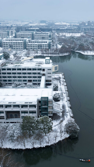 浙江大学
高清壁纸