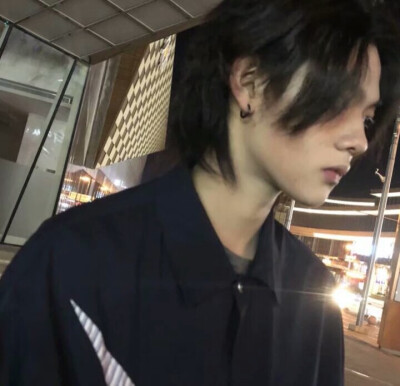 男生头像
喜欢关注 dt小何在吗
源林奕然