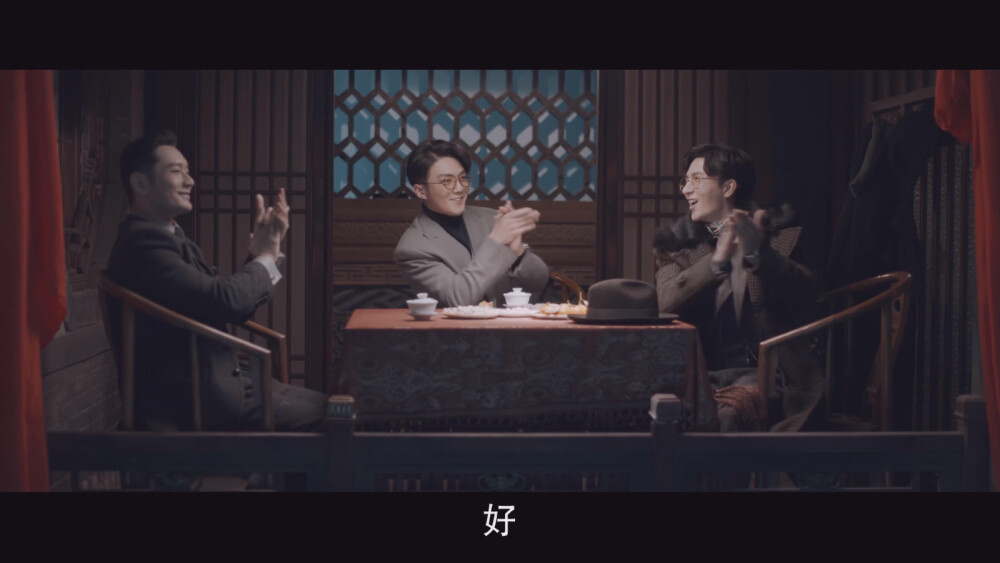 鬓边不是海棠红，戏曲扮相