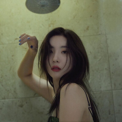 李宣美SUNMI