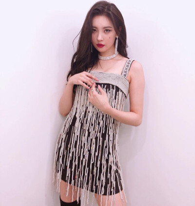 李宣美SUNMI