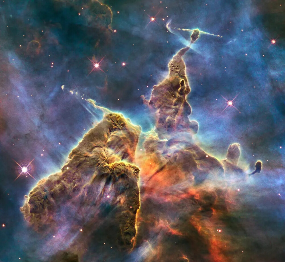 你生日当天的宇宙
2月2日 图源NASA
哈勃望远镜
2010年2月2号Carina Nebula Pillars，船底星云柱