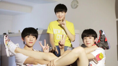 TFBOYS 三人同行