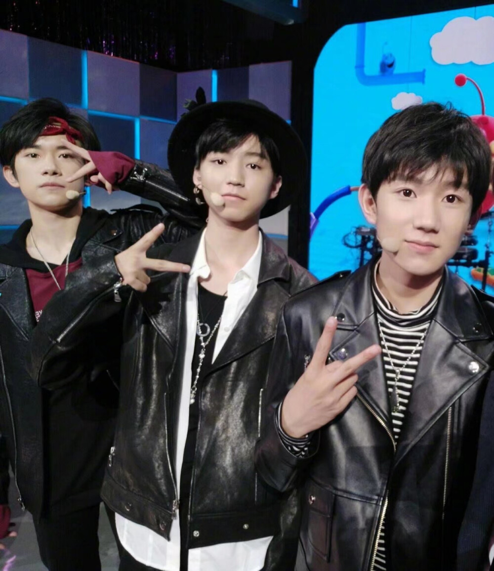 TFBOYS 三人同行