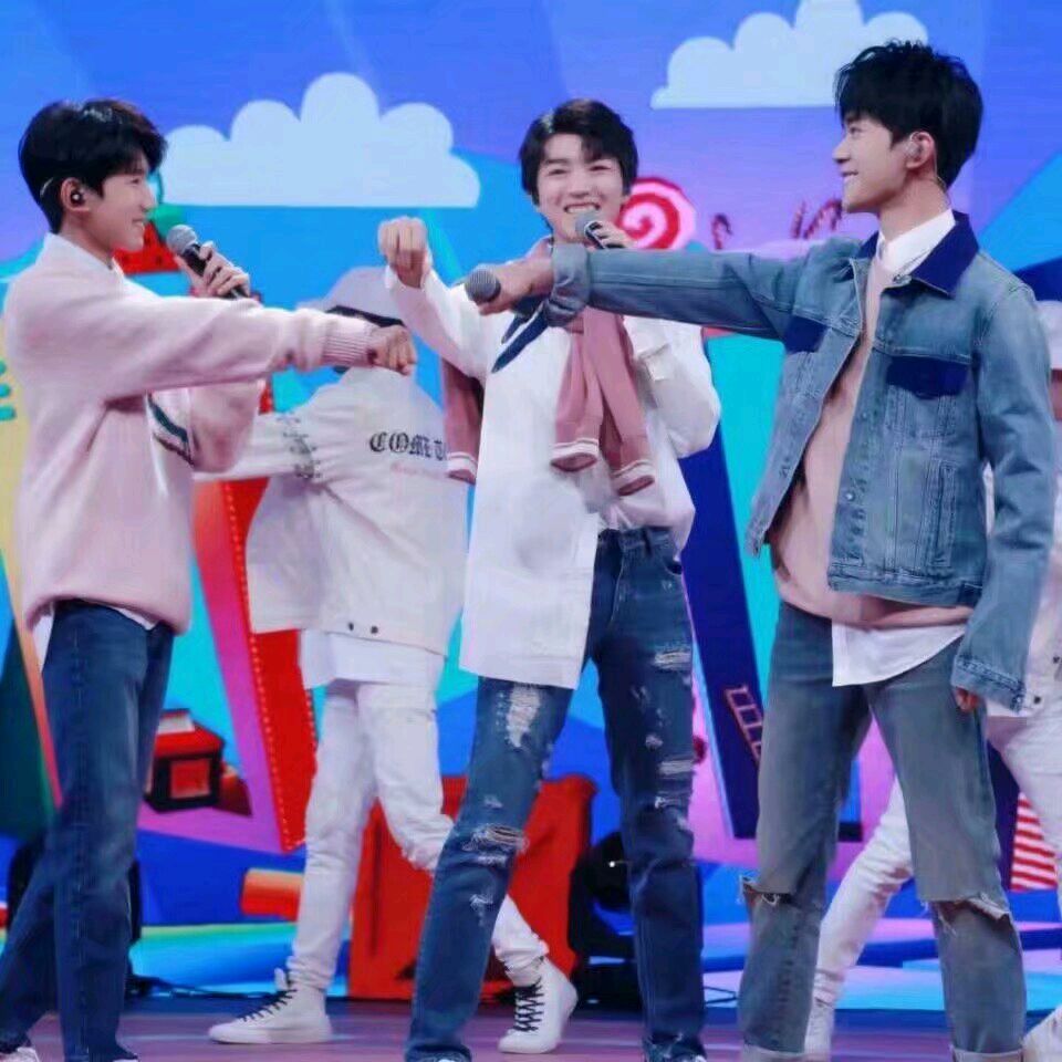 TFBOYS 三人同行