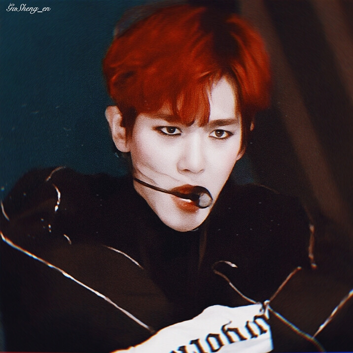 “我跟神明画了押，赌你会跟我回家。”
边伯贤 ©®顾笙恩
@付鸢