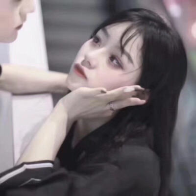 你是我对这世间的唯一热爱
情侣头像.情头.一对两张.真人
二传bz堆糖小小飘同学 禁止商用
来源网络 侵权联系本人删除