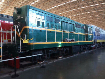 东方红3型0008号调车专用内燃机车（现封存于铁道博物馆）