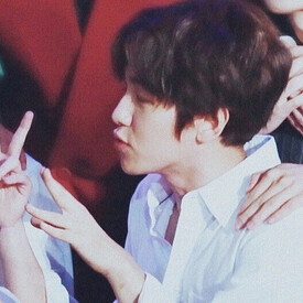 灿白情头可二改。
