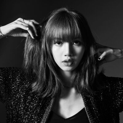 lisa 青春有你2导师 爱豆 泰国 美女 奶A 可爱 壁纸 blackpink 粉墨