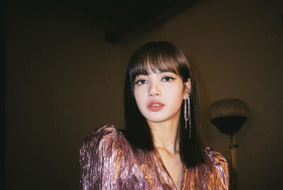 lisa 青春有你2导师 爱豆 泰国 美女 奶A 可爱 壁纸 blackpink 粉墨