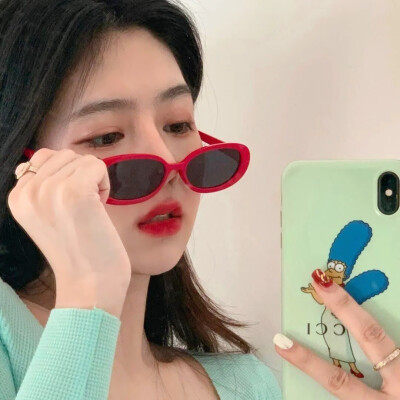 女生头像 蜜茶软熊