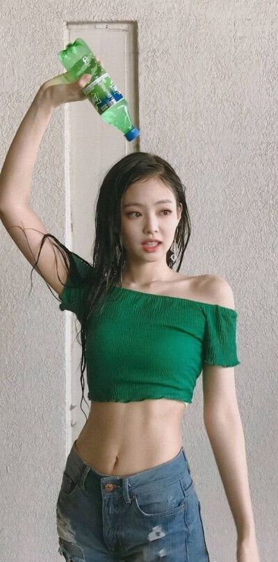 jennie！！ cr 微博