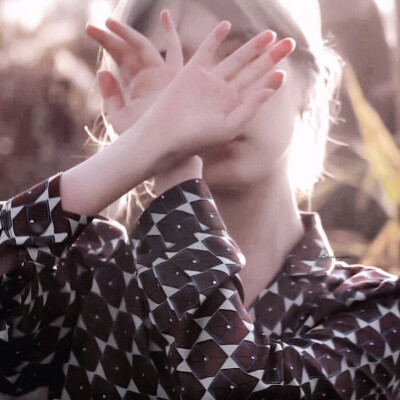 ᵀᵉⁿᵈᵉʳⁿᵉˢˢ ⁱˢ ᵗʰᵉ ᵉᵗᵉʳⁿᵃˡ ˡⁱᵍʰᵗ ⁱⁿ ᵗʰᵉ ᵈᵃʳᵏ ʷᵒʳˡᵈ.