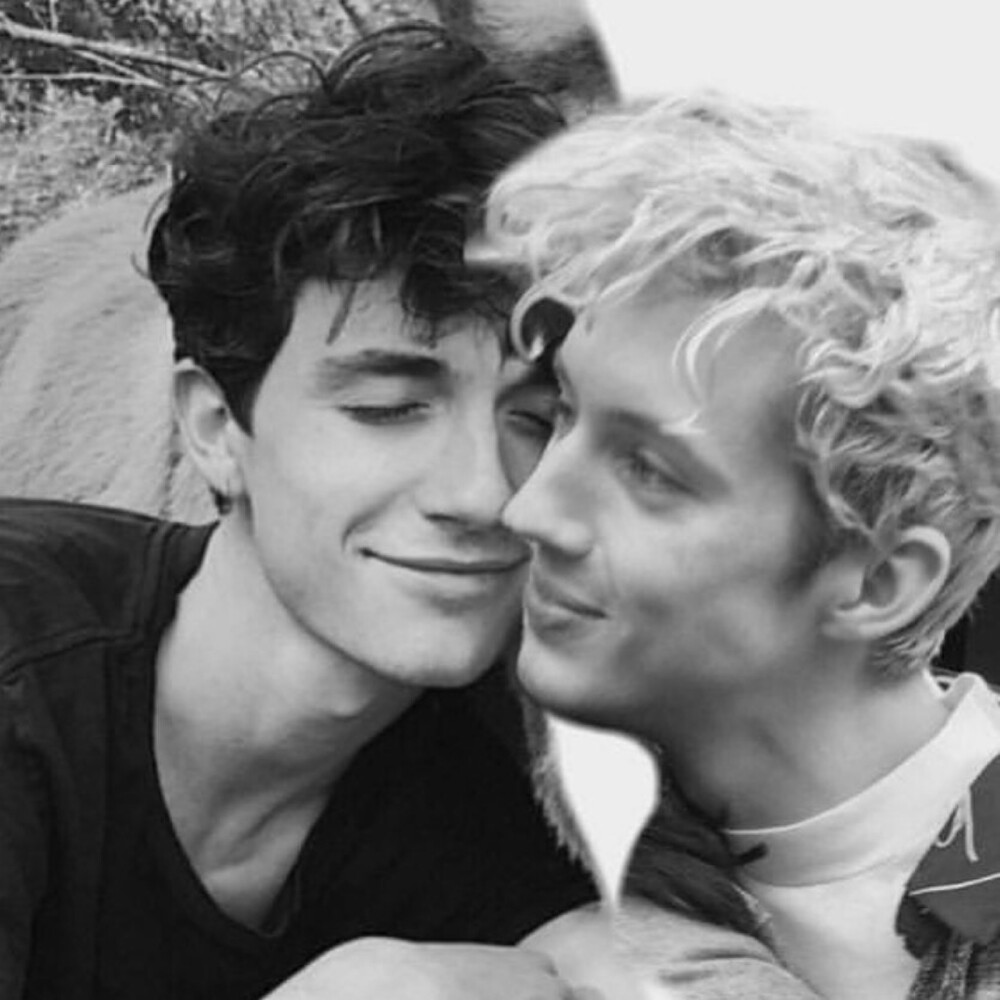 Troye sivan*Jacob