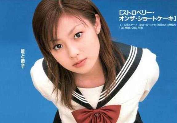 左 深田恭子(18)右 深田恭子(37)