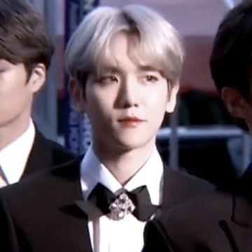 
#上 城 區:Baekhyun#
