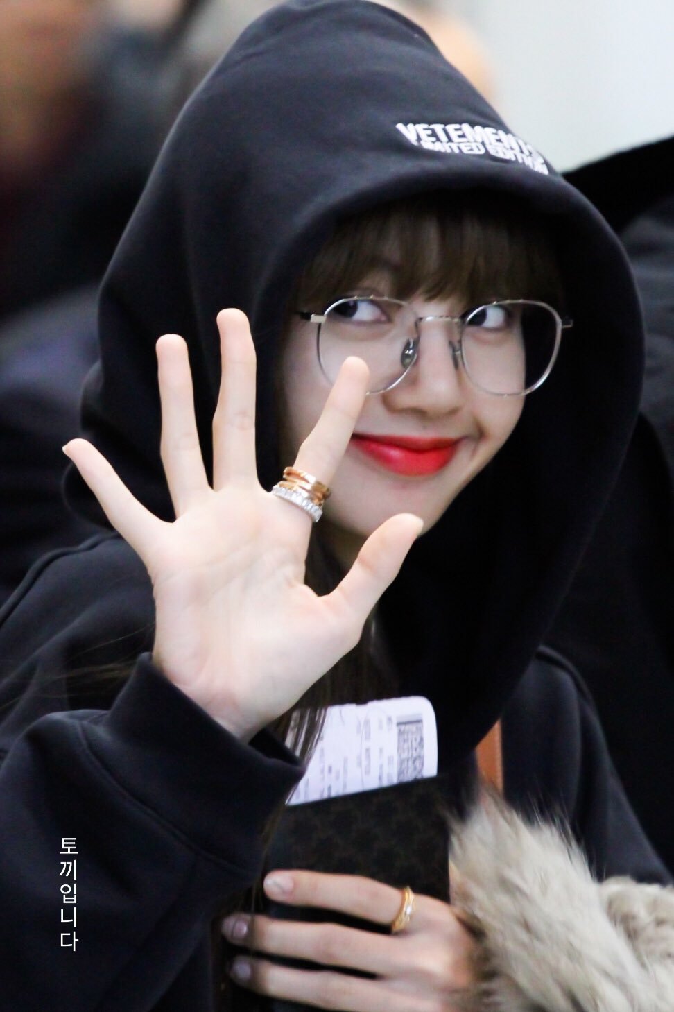 喜欢lisa的我们就是姐妹