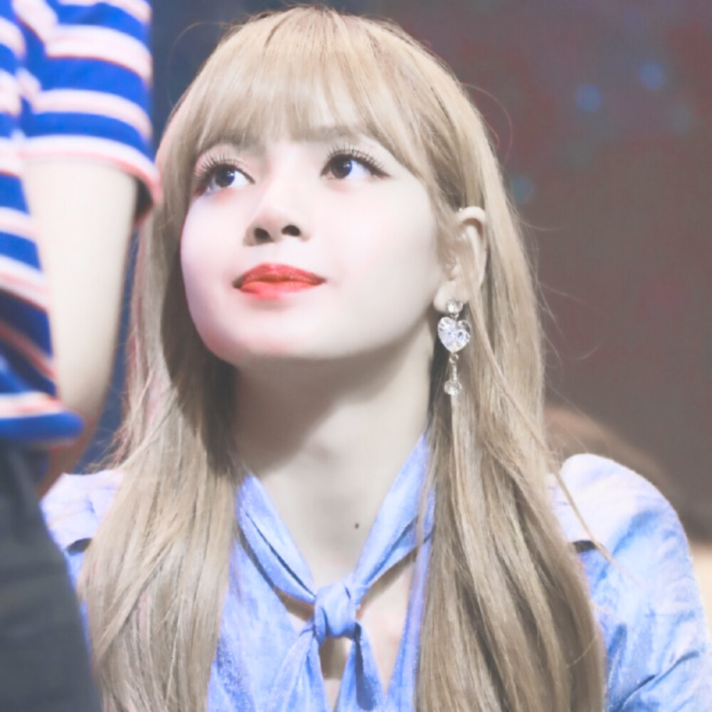 Lisa
拿图/用图看主页
©wb/YounGBoss0327（侵权可删）