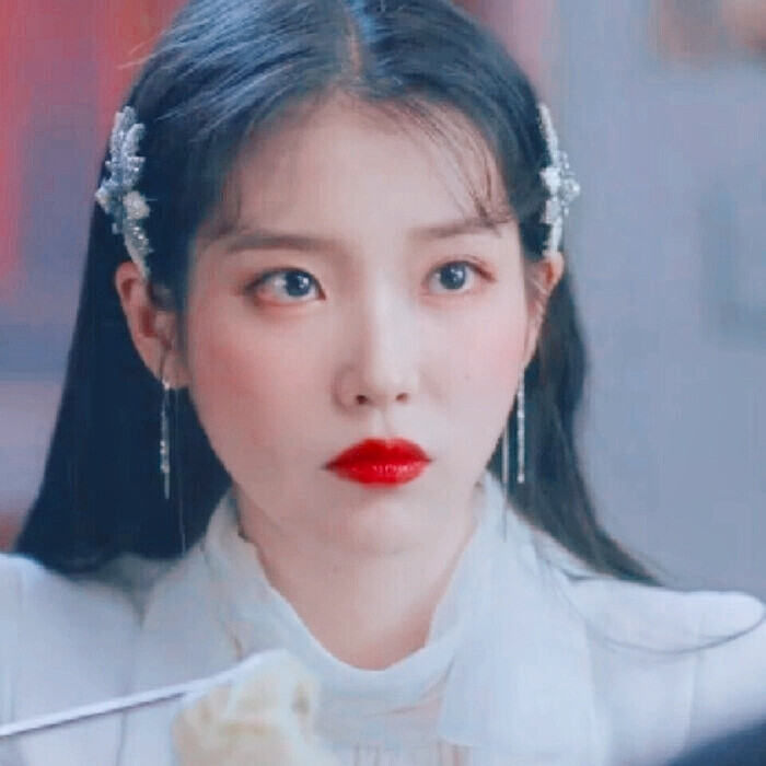 李知恩/iu/原截零度碳酸
©后街摩卡