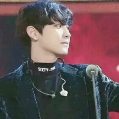 注明。
灿白可二改。