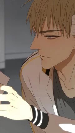 贱一和展希希