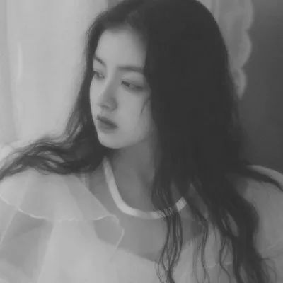 黑白头像，不帅吗？