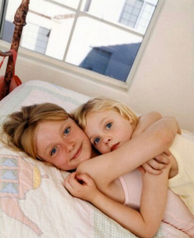 DakotaFanning×ElleFanning