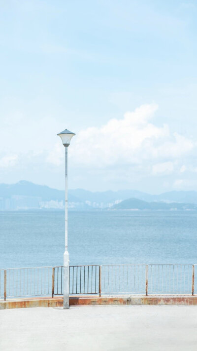 有那么一刻 不再遗憾没有相爱 而是感恩曾经遇见过…