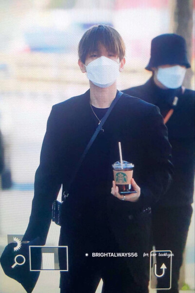 伯贤壁纸 非原创