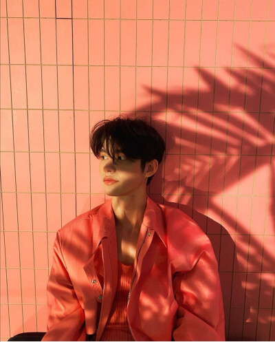 红色的萨拉弯也是棒棒哒