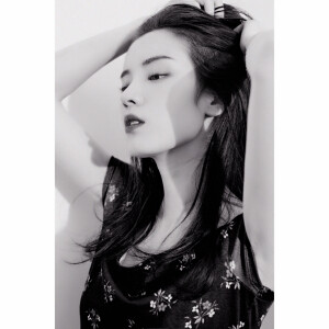 自用女头白边自制头像
二传注明  dt一枕甜洝入梦