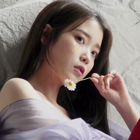 IU
二改注明花官