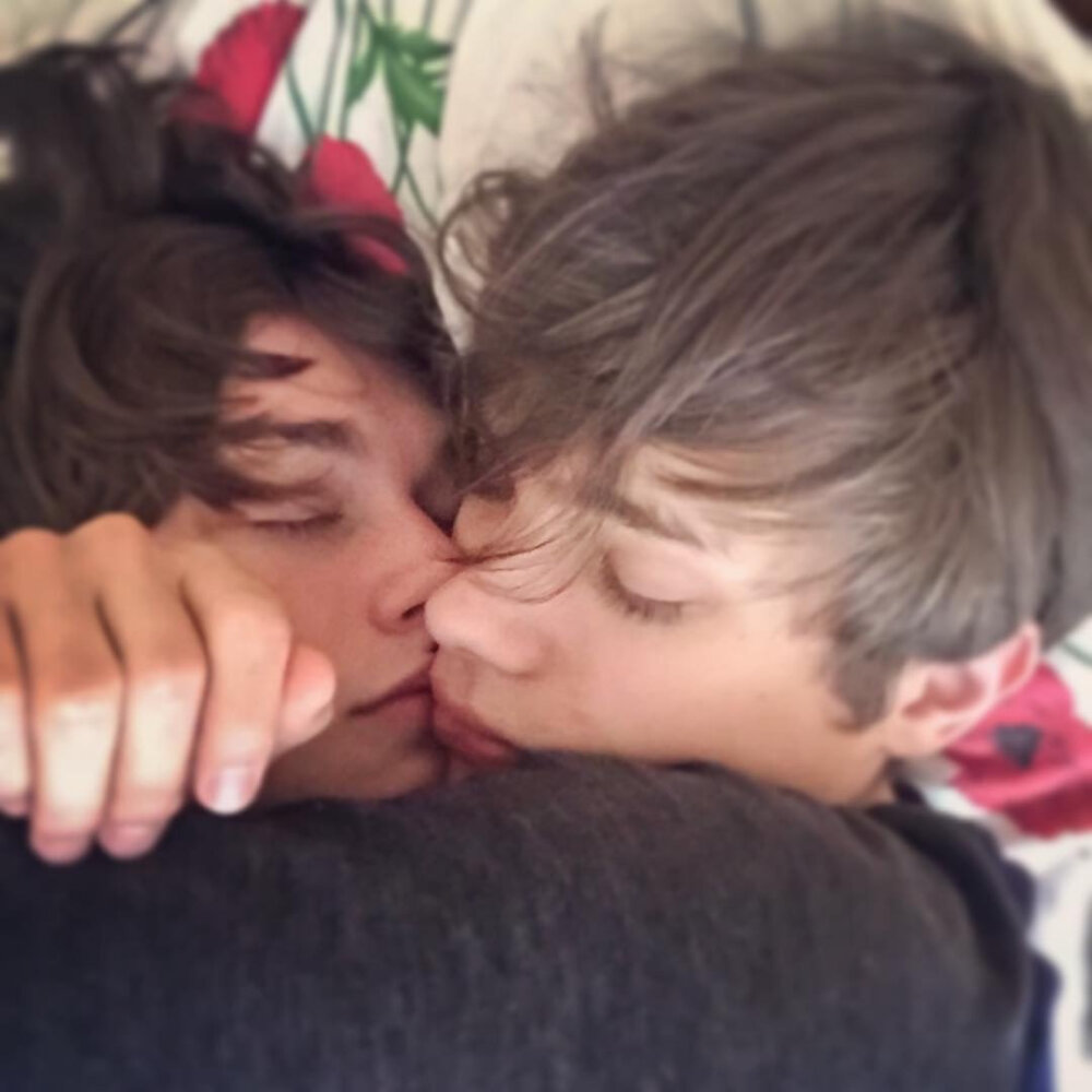 wineholics：可爱的布布和V老师( ͡°❥ ͡°)