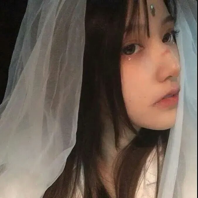 每个女孩子都想穿上漂亮的婚纱吧